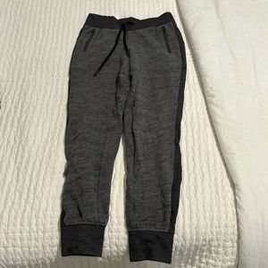 LULU JOGGERS